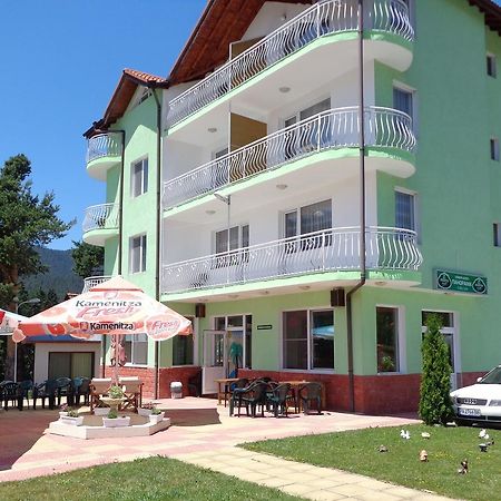 Family Hotel Panorama Sŭrnitsa Exteriör bild
