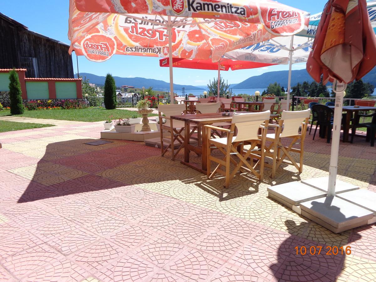 Family Hotel Panorama Sŭrnitsa Exteriör bild